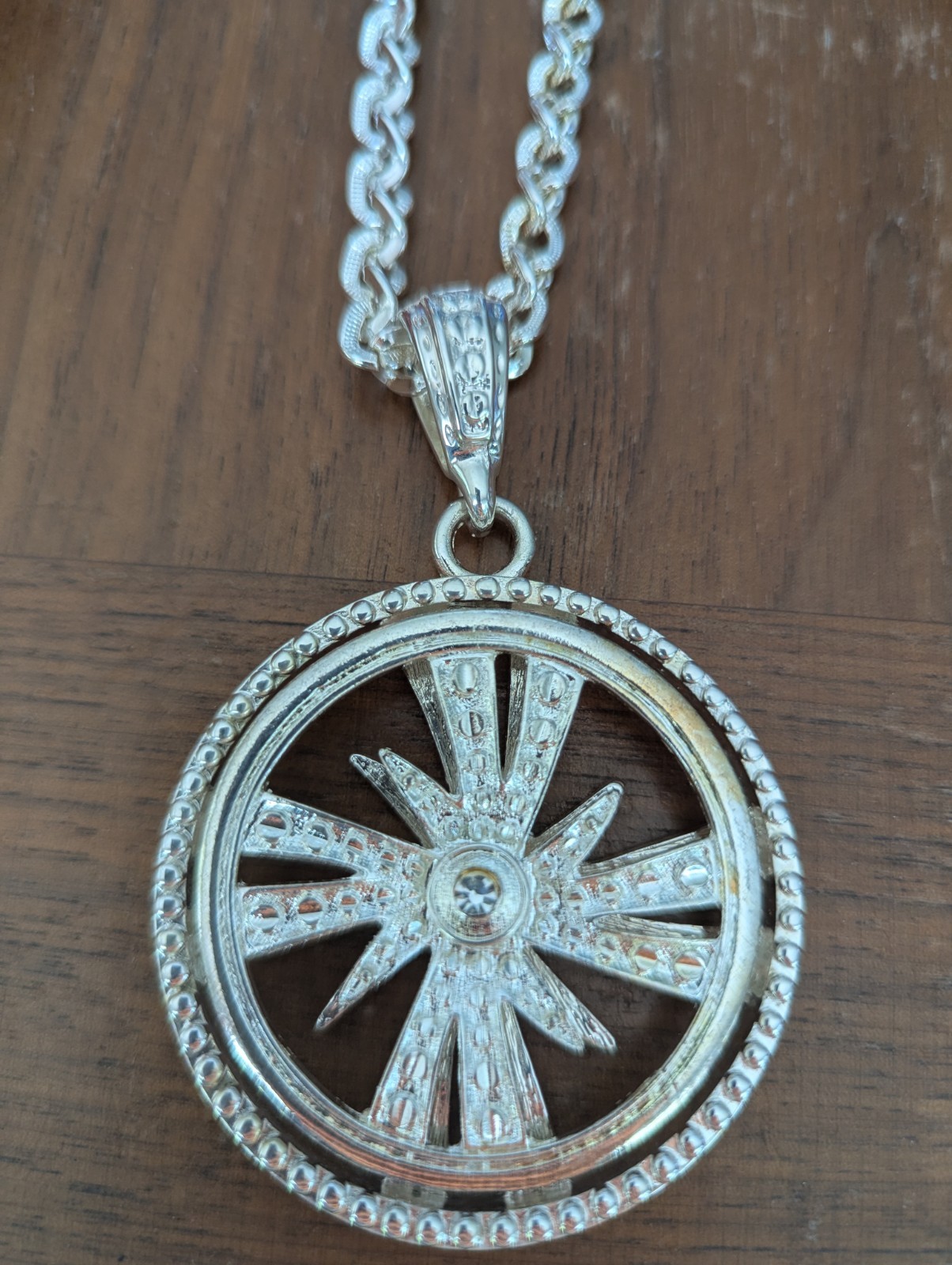 Vintage Hip Hop Spinner Chain Pendant Bling Necklace Y2K Rap Style 30″