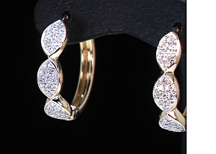 10K Gold 4 grams Natural Diamond Hoops Earrings 0.25ctw NEW