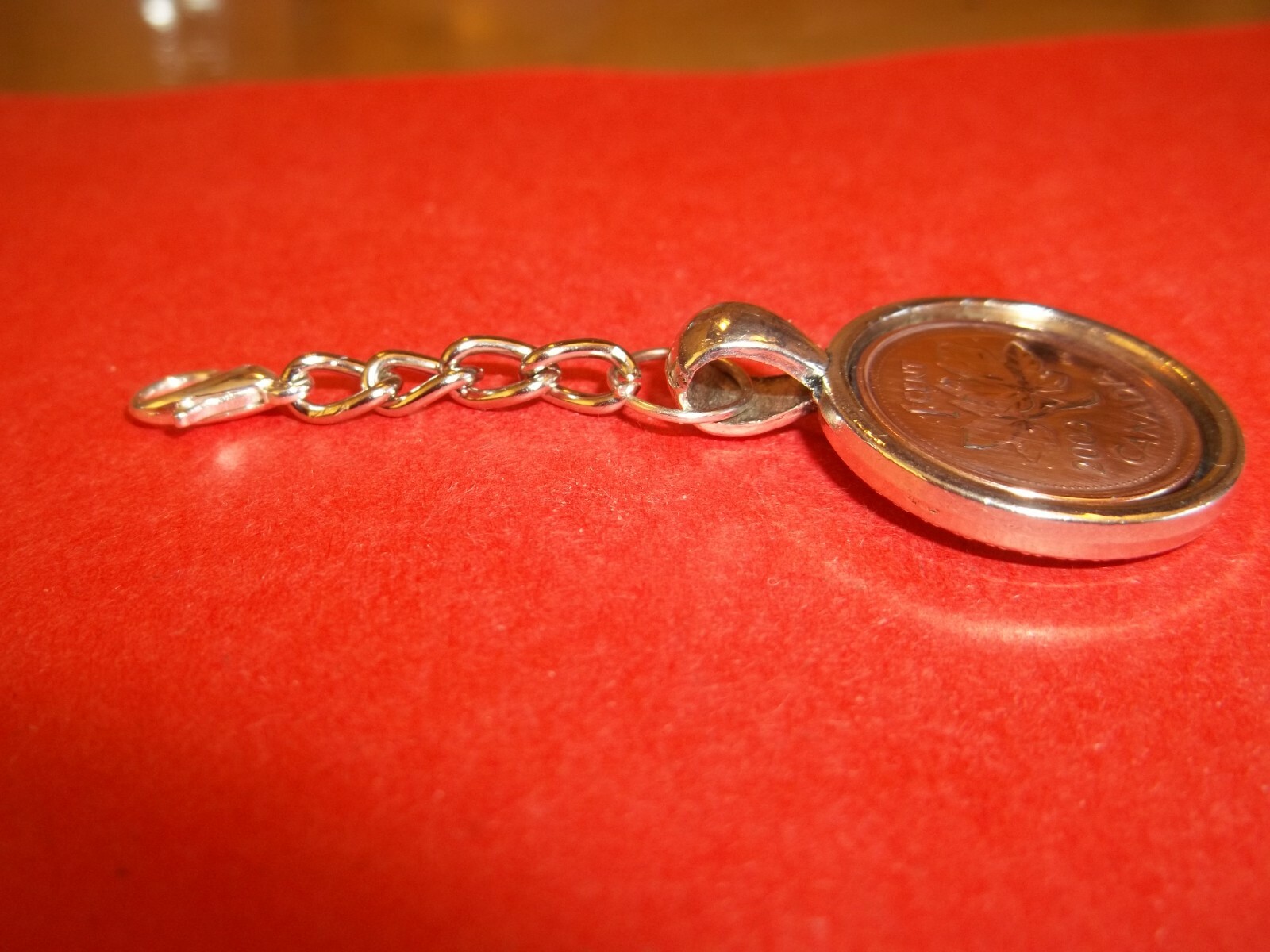 PENNY COIN – ONE (1) CENT – CANADA SILVER CASED HANDBAG PENDANT – 1997 to 2011