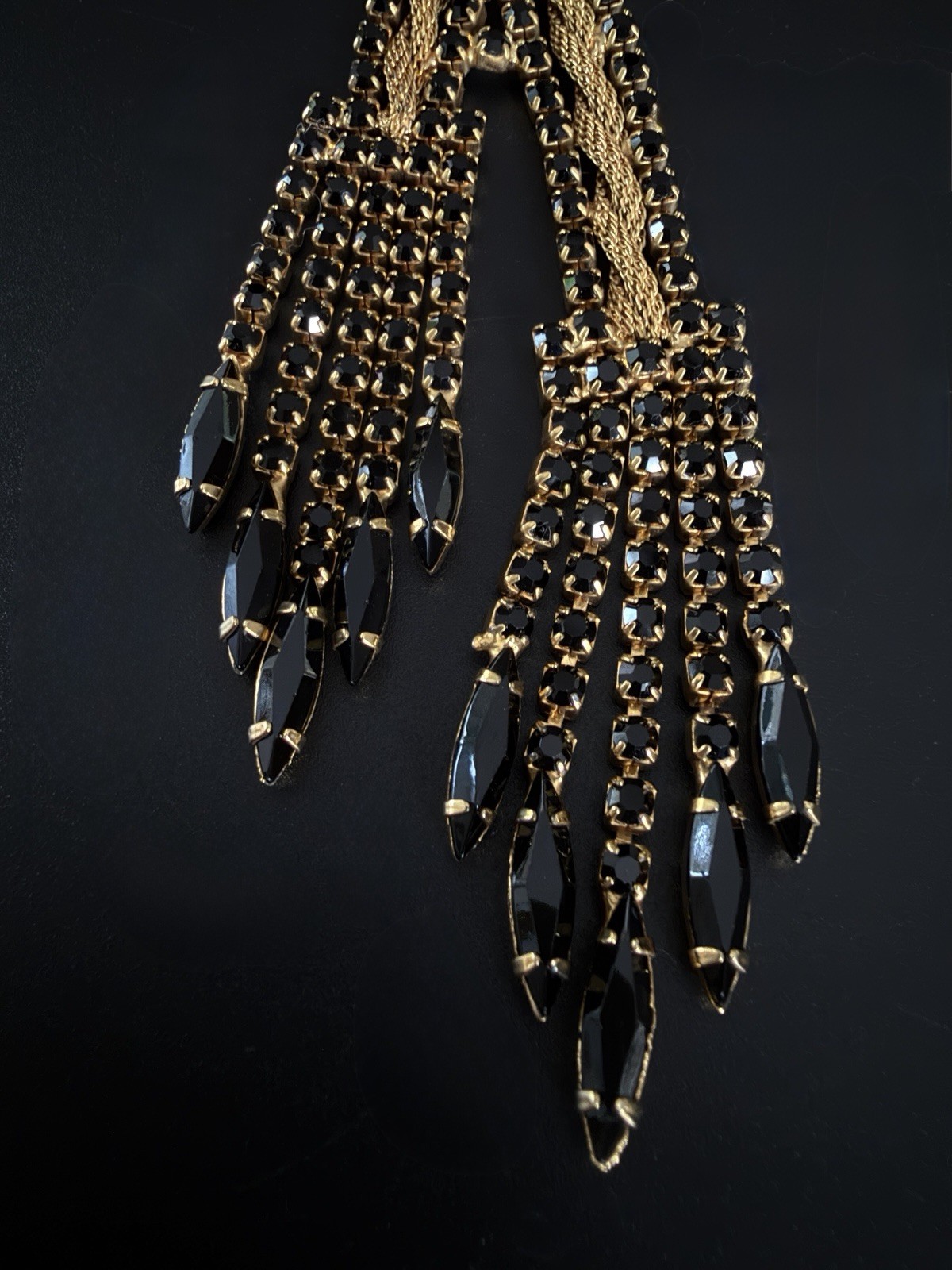Vtg 50’s 60’s Fixed Lariat Waterfall Necklace Gold Mesh Black Rhinestone Tassel!