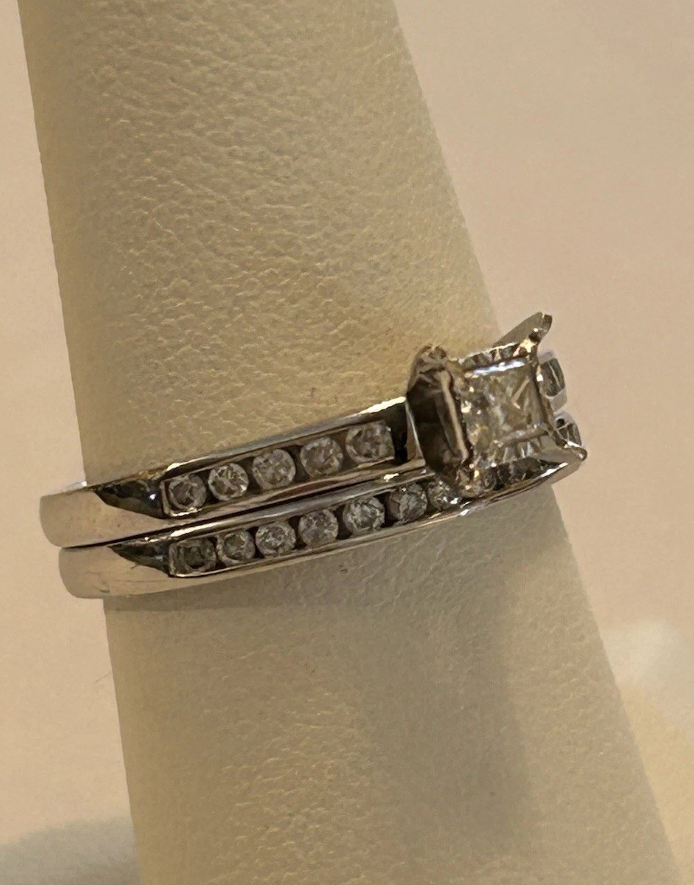 10K White Gold .50CTW PRINCESS SOLITAIRE DIAMOND ENGAGEMENT & CHANNEL DIA Ring