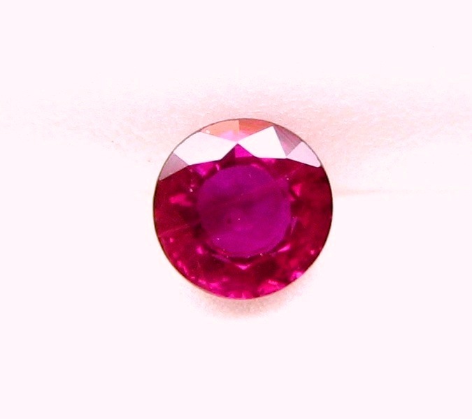 Natural Mined Loose Gem 1 Piece Round Deep Red Ruby 0.53 Carat 4.9×2.4 MM- WxD