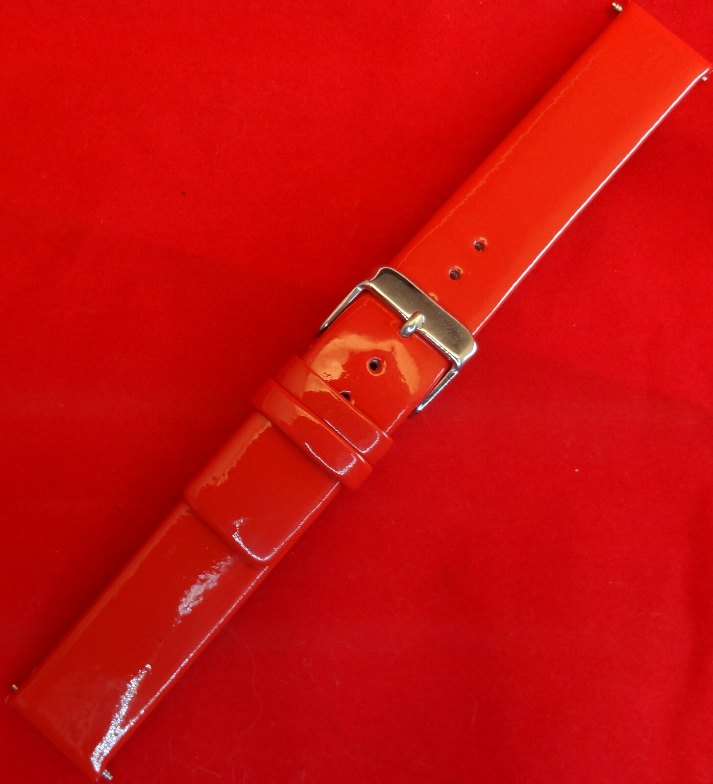 New Glossy Red Genuine Patent Leather 18mm Regular Watch Band Silver Tone Buckle