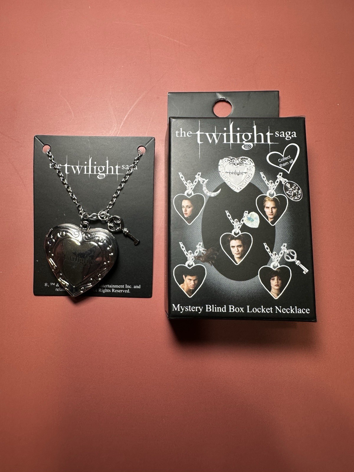 Twilight Saga Blind Box Heart Locket Necklace With Charm – Alice Cullen