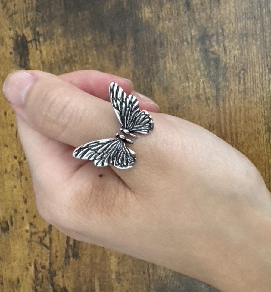Silver Tone Butterfly Statement Ring Size 8 Metal, No Stone Nature Theme