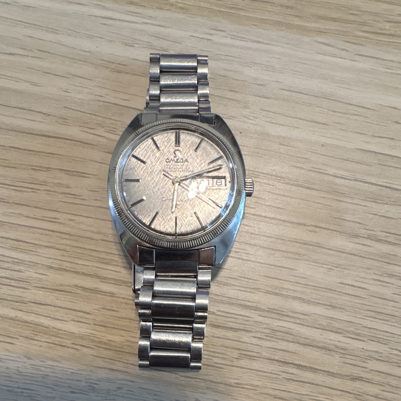 OMEGA C Constellation Chronometer Auto Day-Date Linen Dial SS 14KT Bezel