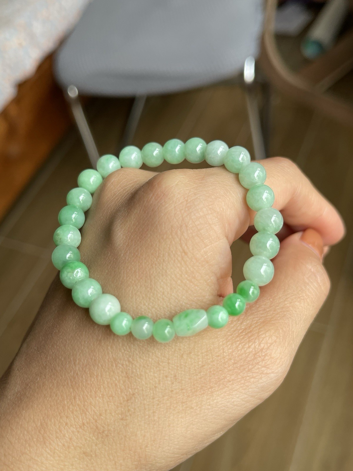 Natural Type A Burmese Jadeite Bracelet 15cm Apple Green 7.4-7.6mm Round Beads