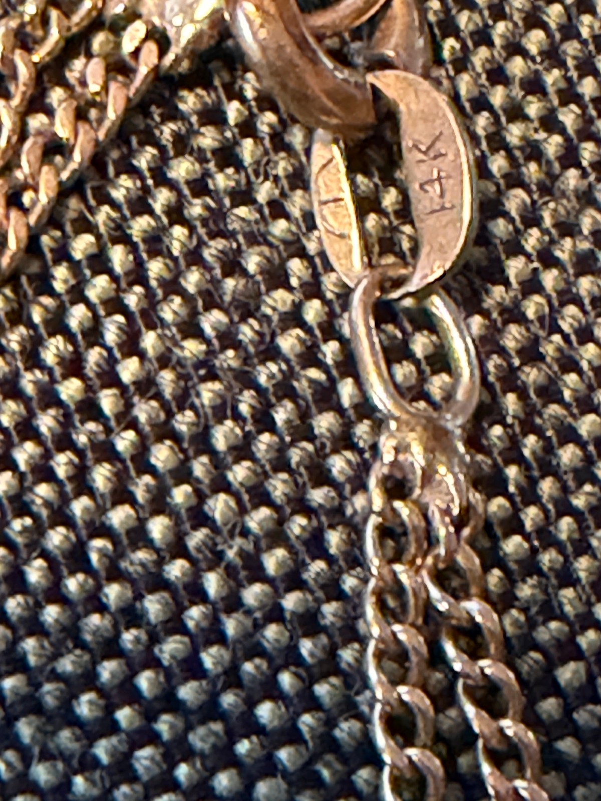 Vintage SOLID 14KT Gold Stamped 7″ Bracelet 2 Grams Gift Box New Old Stock