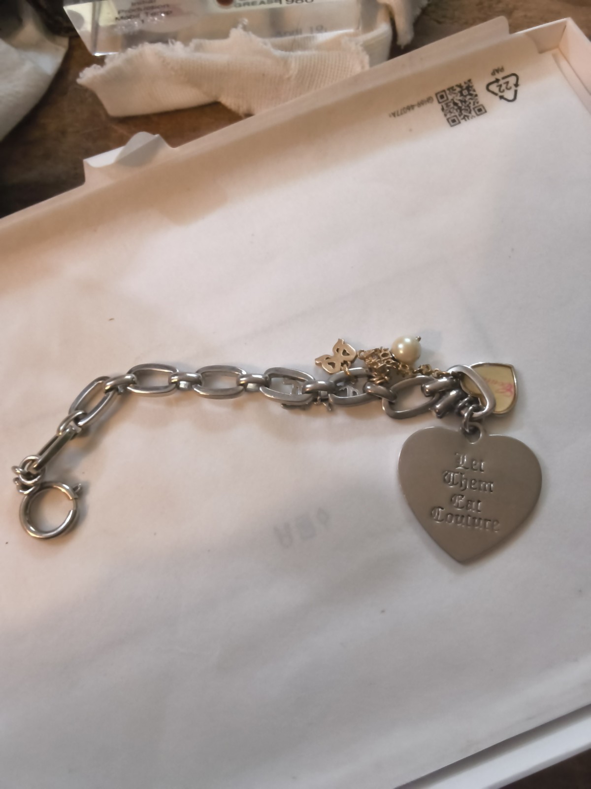 Juicy Couture Signed Silver Tone Oval Link Chain Bracelet Heart Dangle Charm
