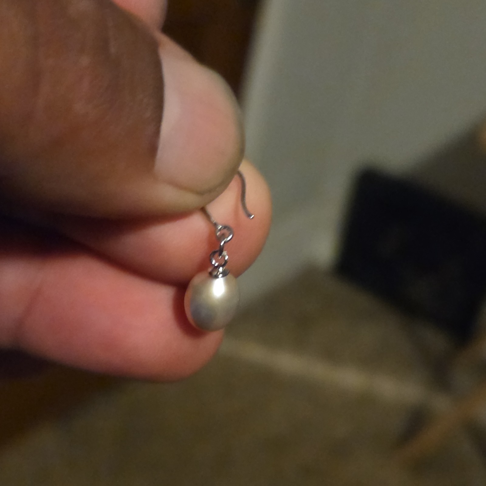 Fresh Water Oval Pearl Dangle Drop Earrings 925 Silver Hook Closure