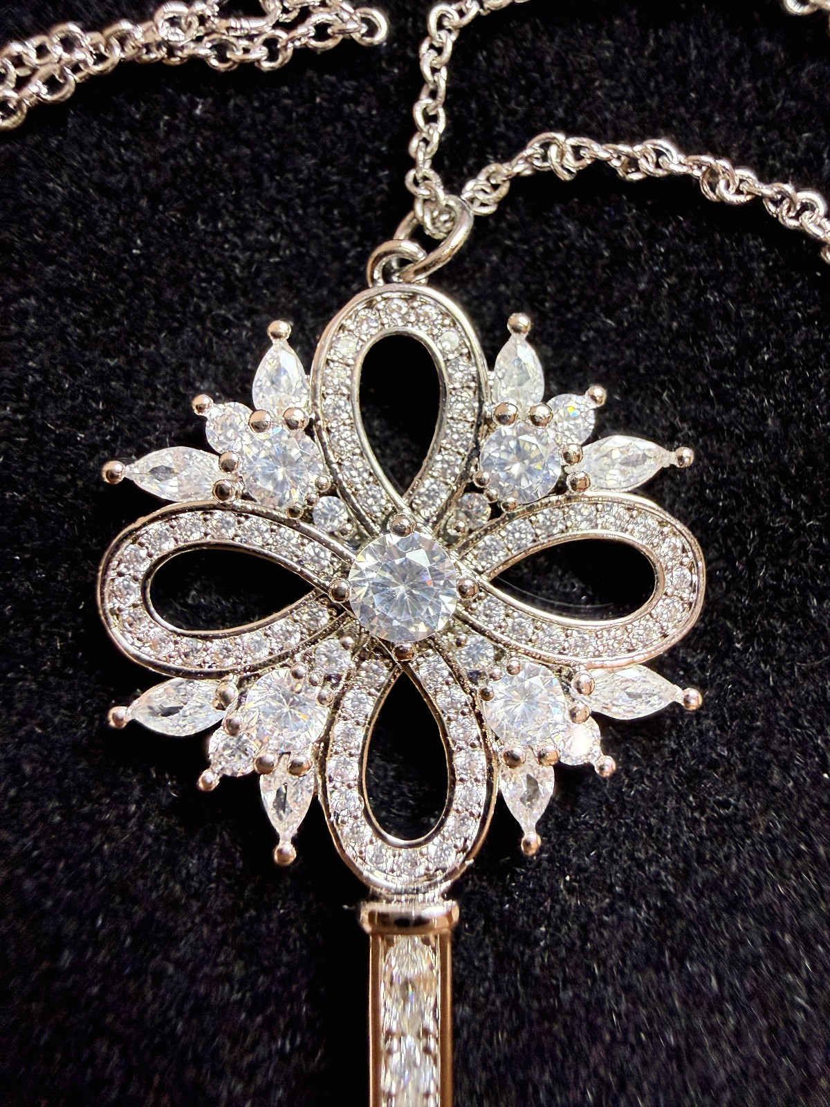 18K White Gold Plated Flower Key Pendant Necklace with Cubic Zirconia Stones