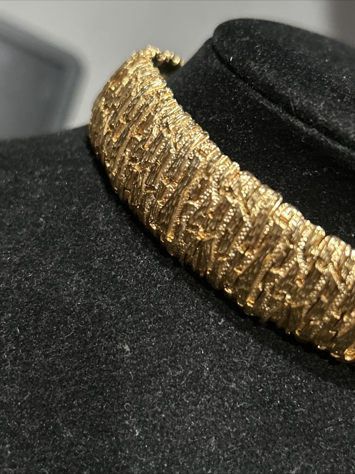 Midcentury Signed “Boucher” 1562 DC Pat Pend Gorgeous Gold Tone Choker Necklace