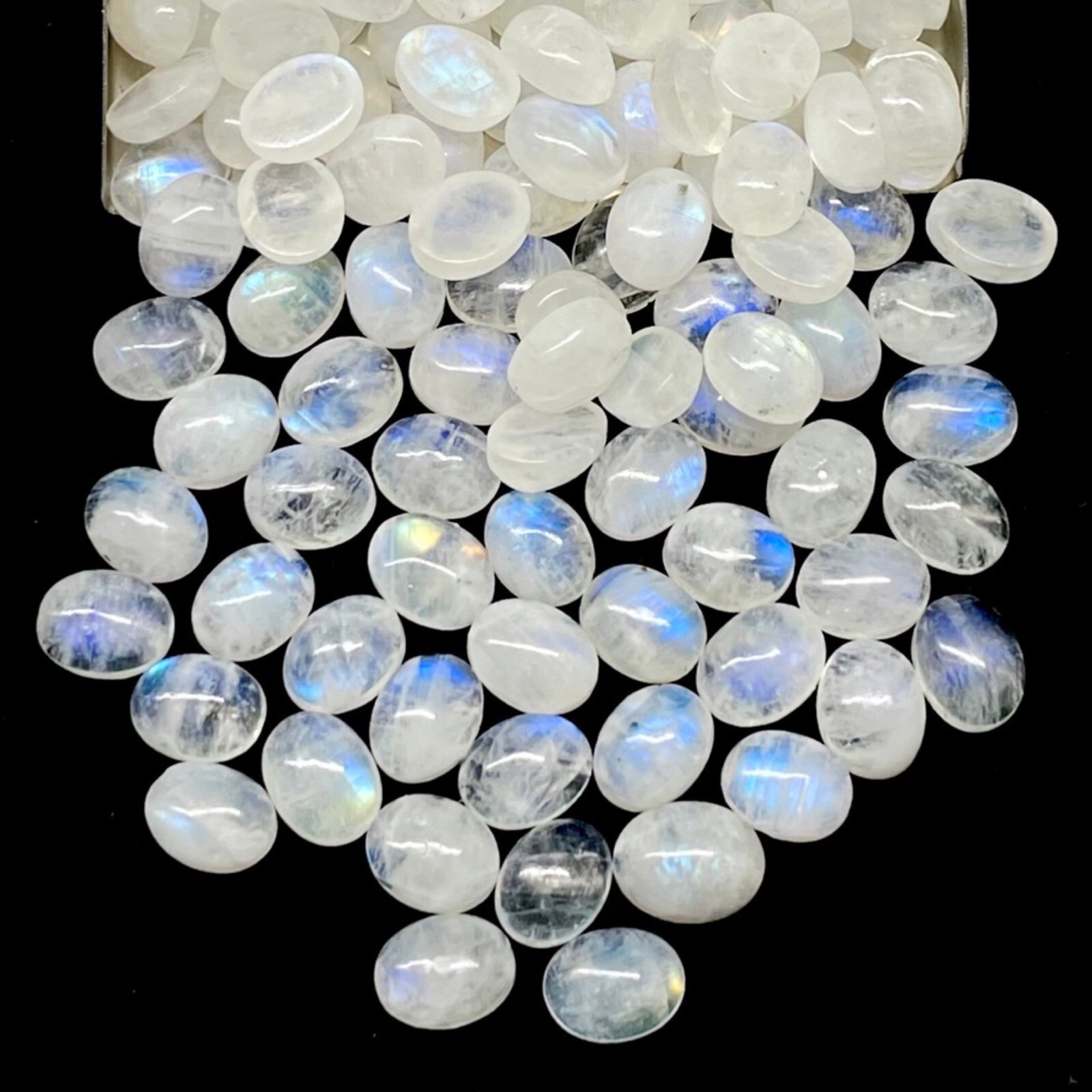 50 Pcs Natural Rainbow Moonstone 9x7mm Oval Blue Shines Cabochon Gemstones Lot