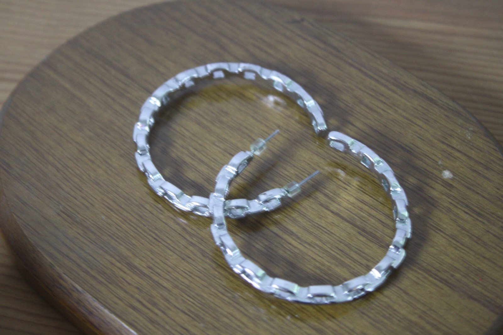 Silver Tone Chain Link Hoop Earrings