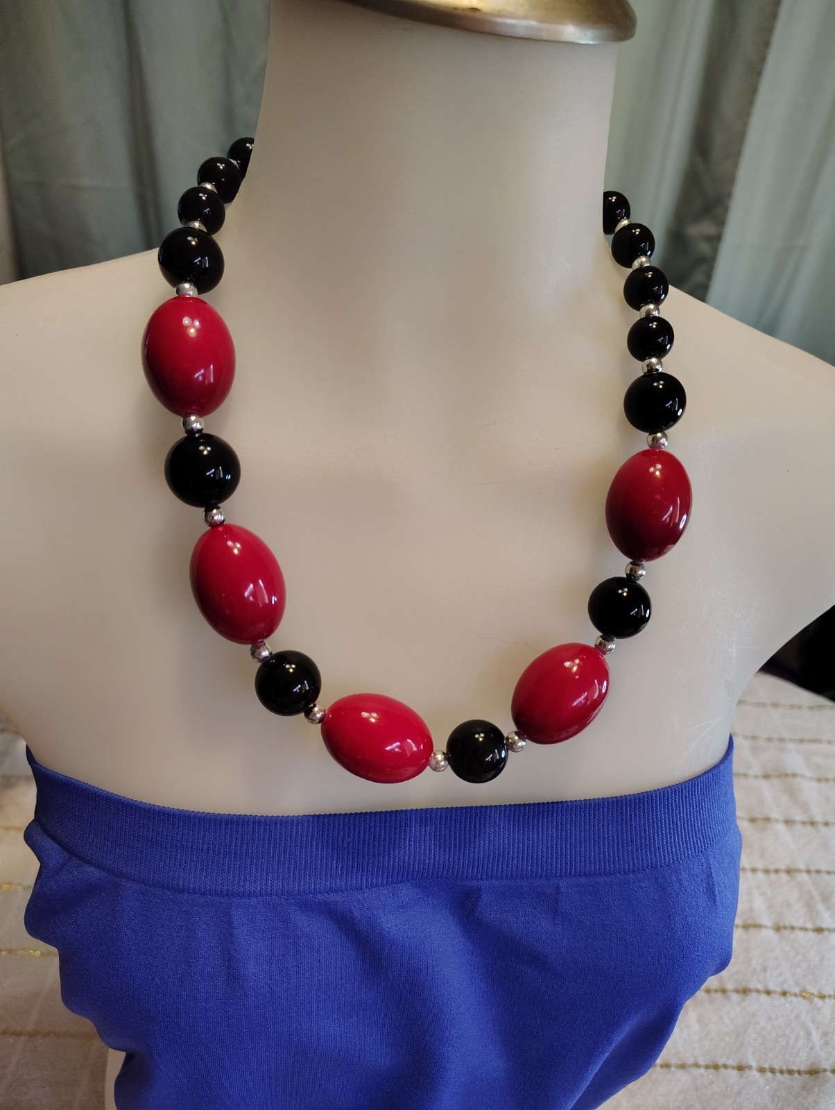 Red & Black Plastic Beaded Ball Chain Statement Necklace Lobster Clasp 18-22″