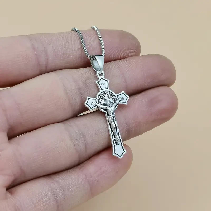 925 Sterling Silver 3D Catholic Crucifix Christian Jesus Christ Cross Necklace