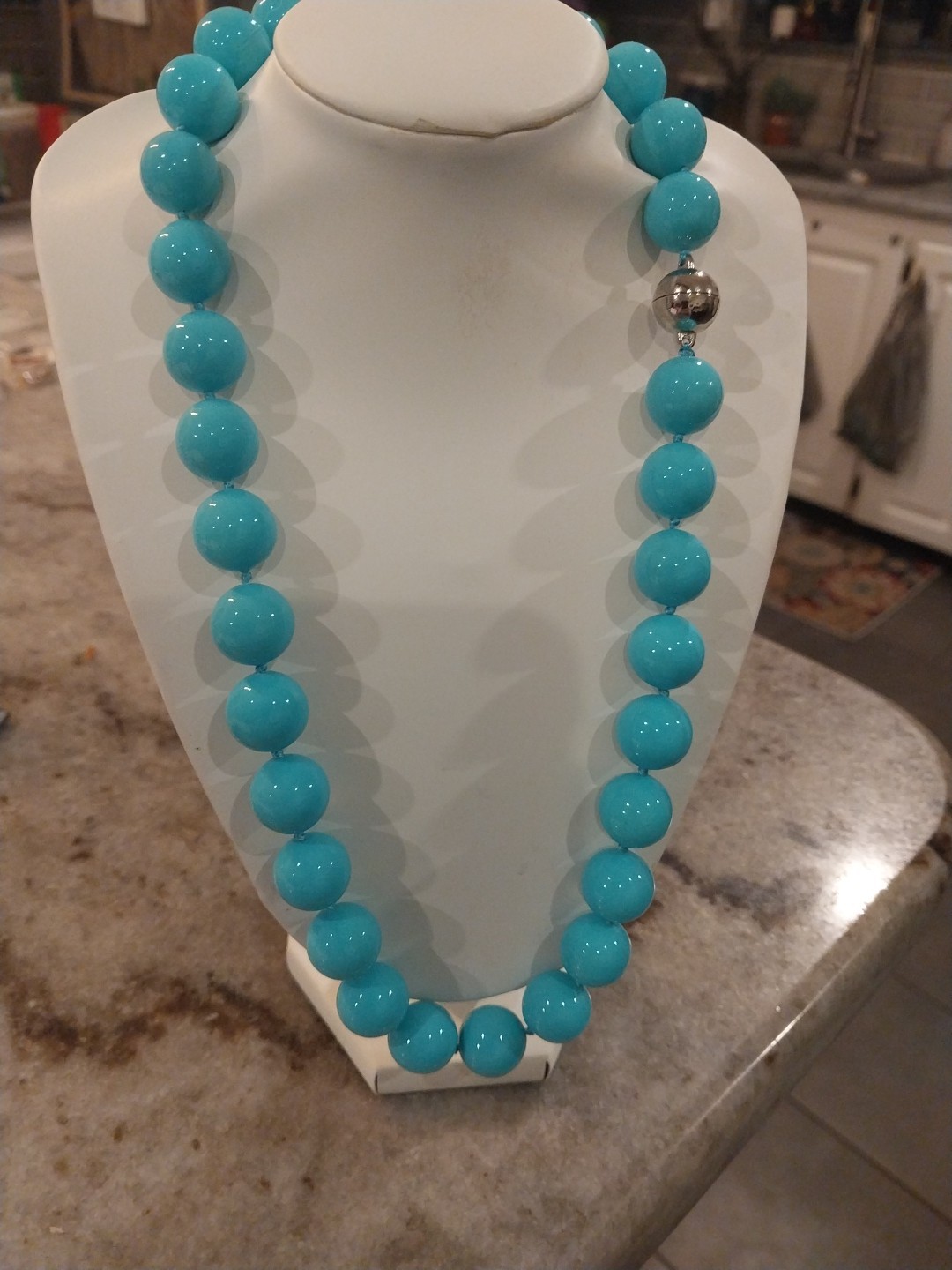 Sleeping Beauty Color Shell Pearl Necklace (20′”)w/magClasp/silvrtne, 330.00 Ct