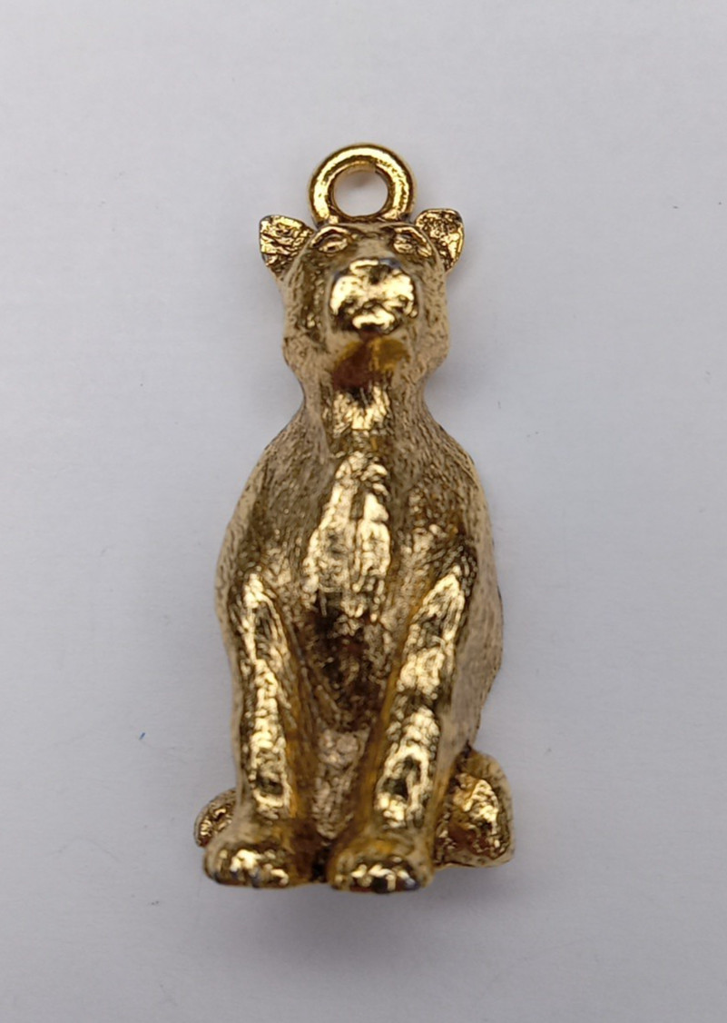 Sitting Cat Gold Toned Charm Pendant 1996 Vintage No Maker Mark
