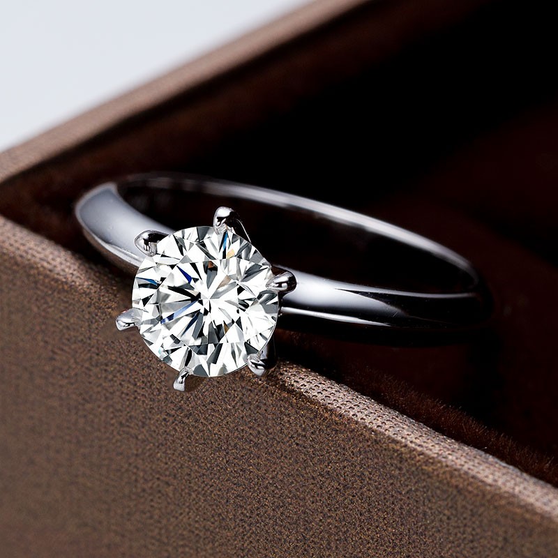 Round Cut D Color Classic Six-prong Ring 1-3ct 925 Silver for Women Jewelry