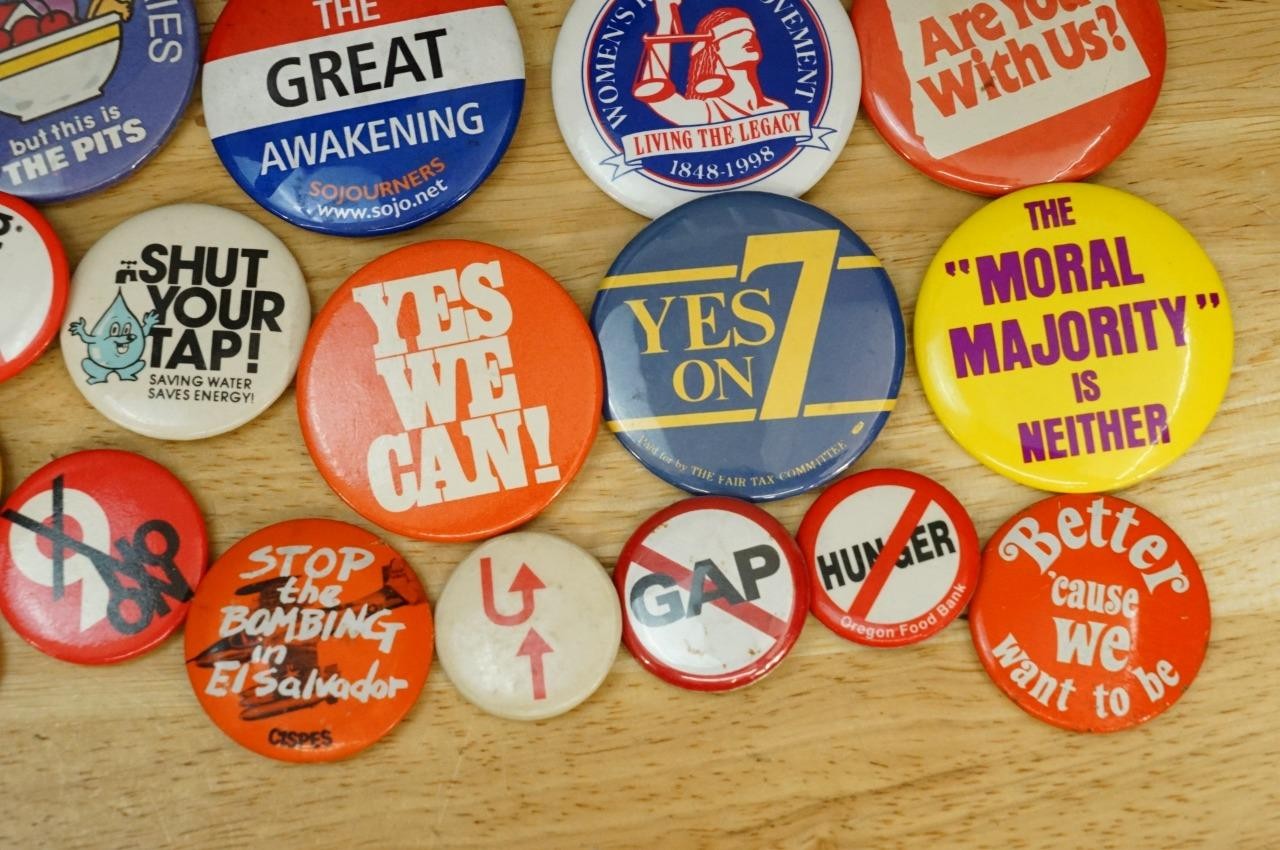 Vintage Lot Pinback Buttons Protest Political Environment Stop Hunger Yes We Can