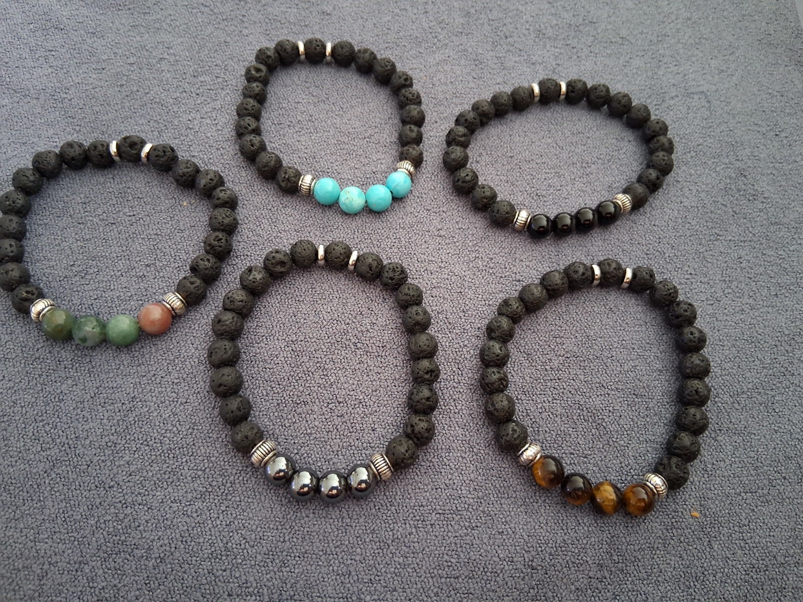 Multi gem – Stretch bracelets – Excellent Condition