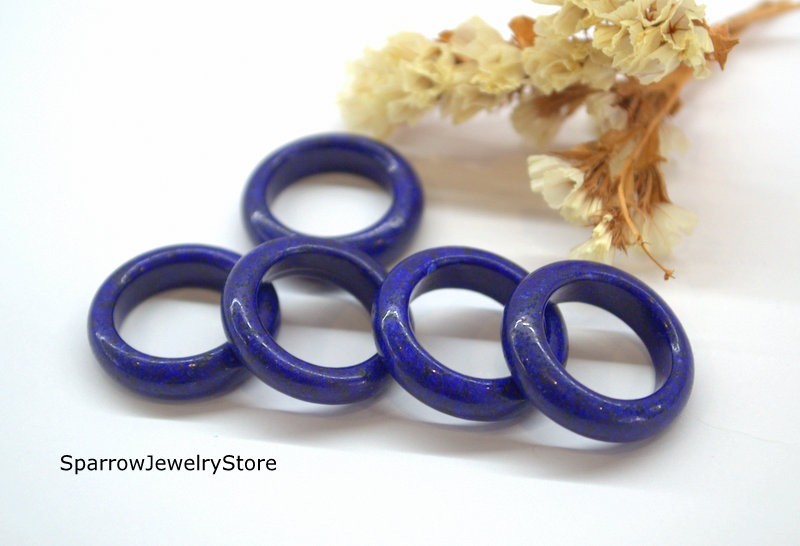 Handmade lapis lazuli ring Carved blue stone ring Minimalist jewelry Chakra ring