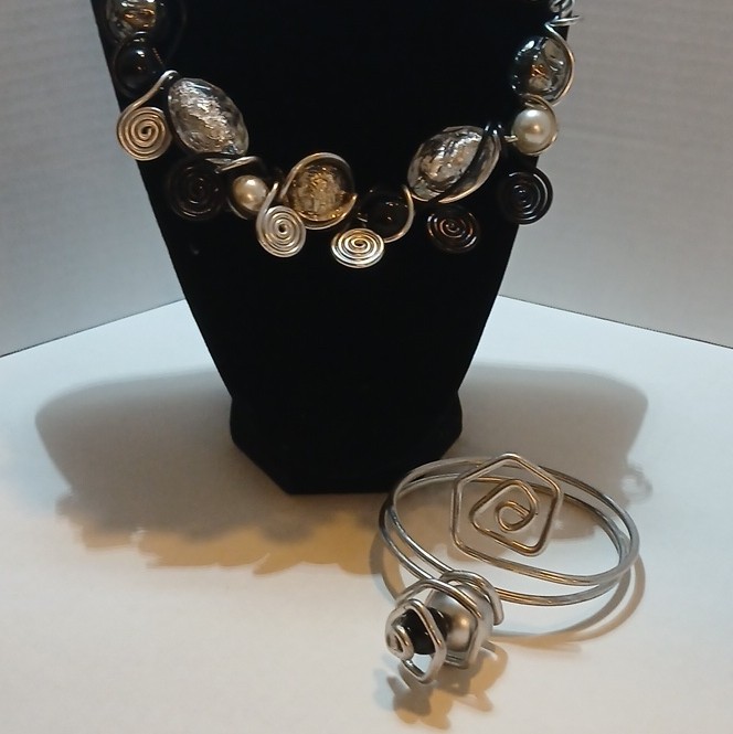 Black & White Spiral ‘Wire’ Wrap Bib Necklace bracelet original statement
