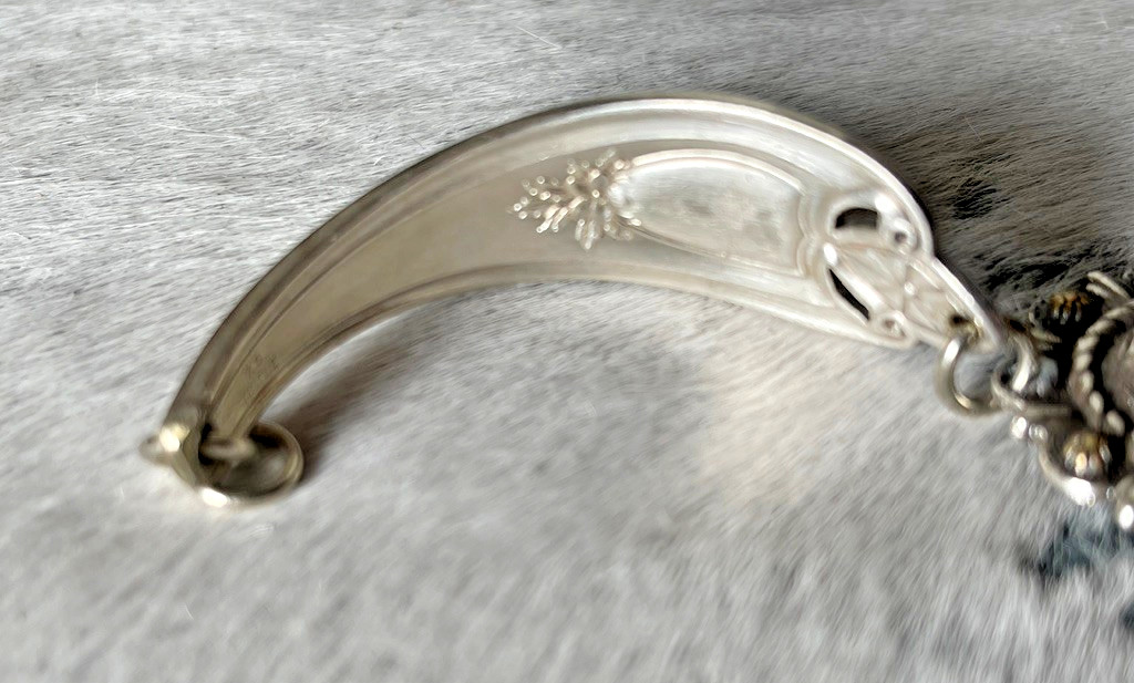 Antique Silverware Womens Bracelet 7 x 1 1/4 in Cross Concho Lobster Silver Gold