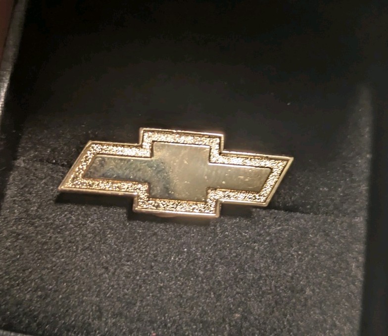 Chevrolet Chevy Die Struck Sand Blast Gold Polish Lapel Pin NWOB