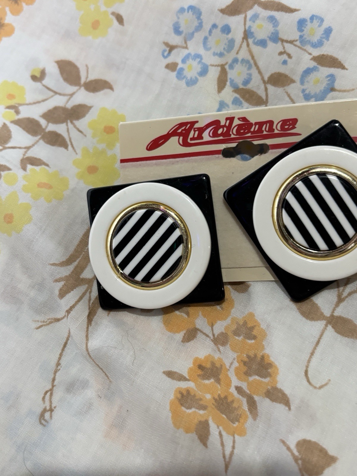Ardene Earrings Black White Striped Geometric Studs Retro 80s Style NWT