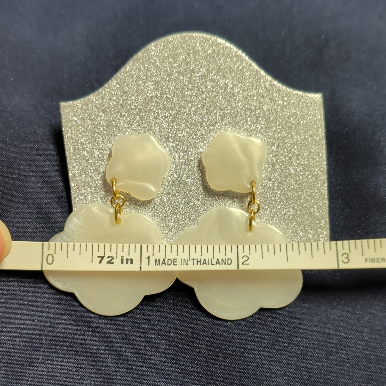 Vintage White Pearlescent Cloud Drop Earring Acrylic Resin Dangle Retro Puff