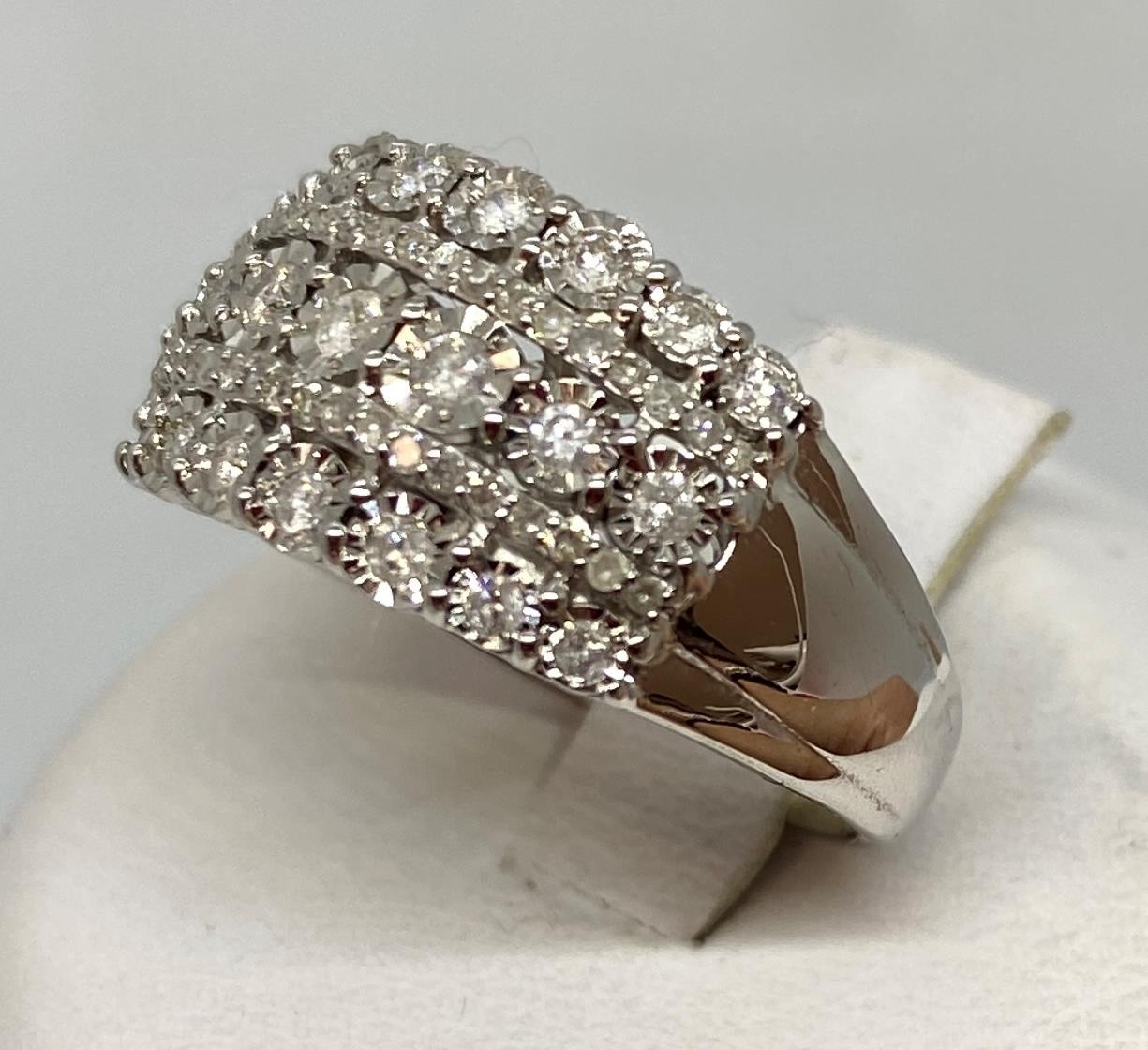 Sterling Silver .50 ctw Diamond Ring Size 7 R118