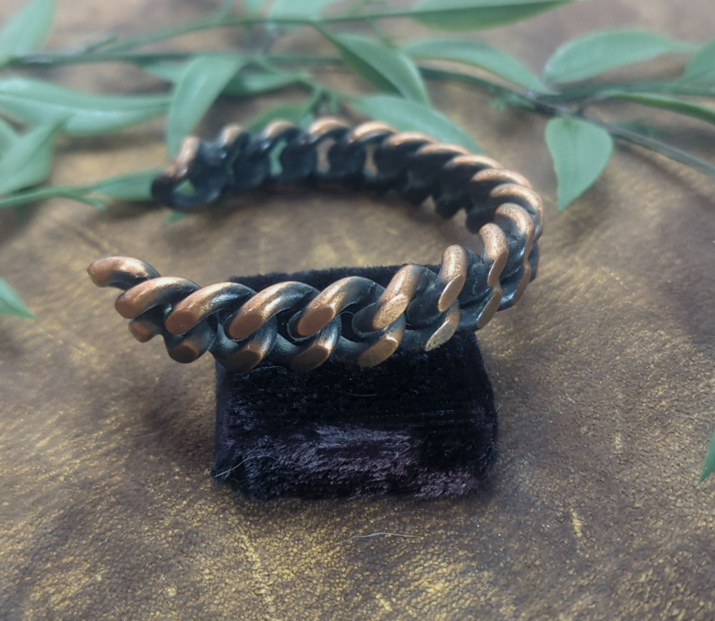 Copper Braided Chain Link Bracelet Open Cuff 51.5 oz. 7″L x 1/2″W Vintage Used