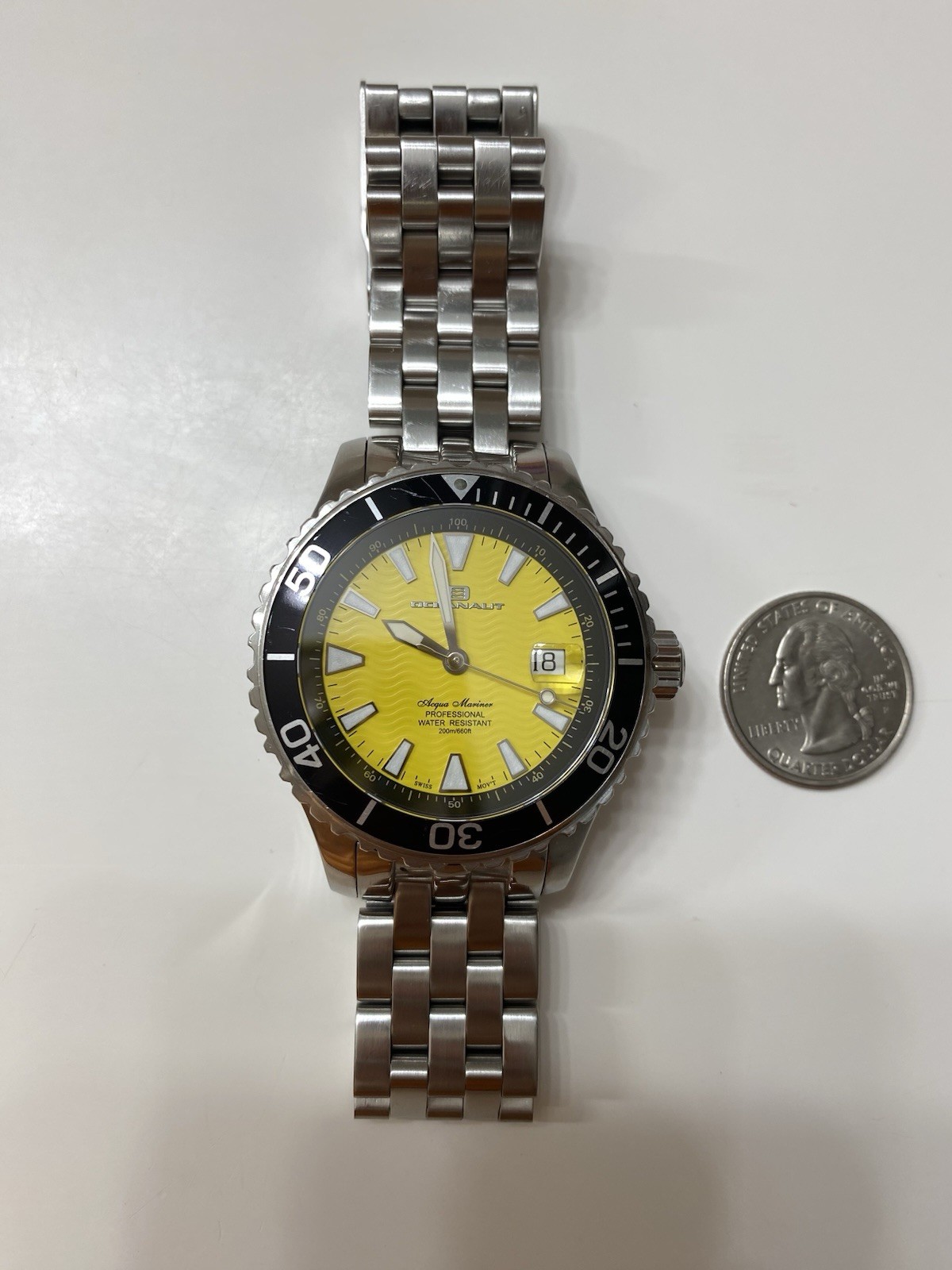 Oceanaut Aqua Mariner Automatic Swiss Movement yellow face 42mm