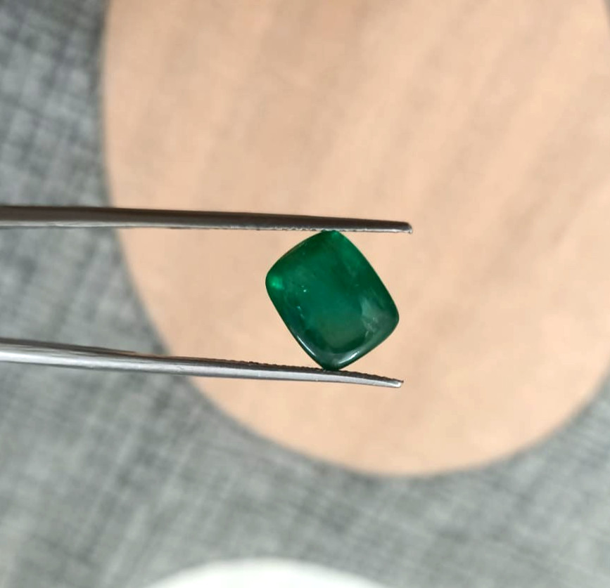 Natural Emerald Cushion 8.5×10.5 Cabochon Loose Gemstone Polished for Jewelry