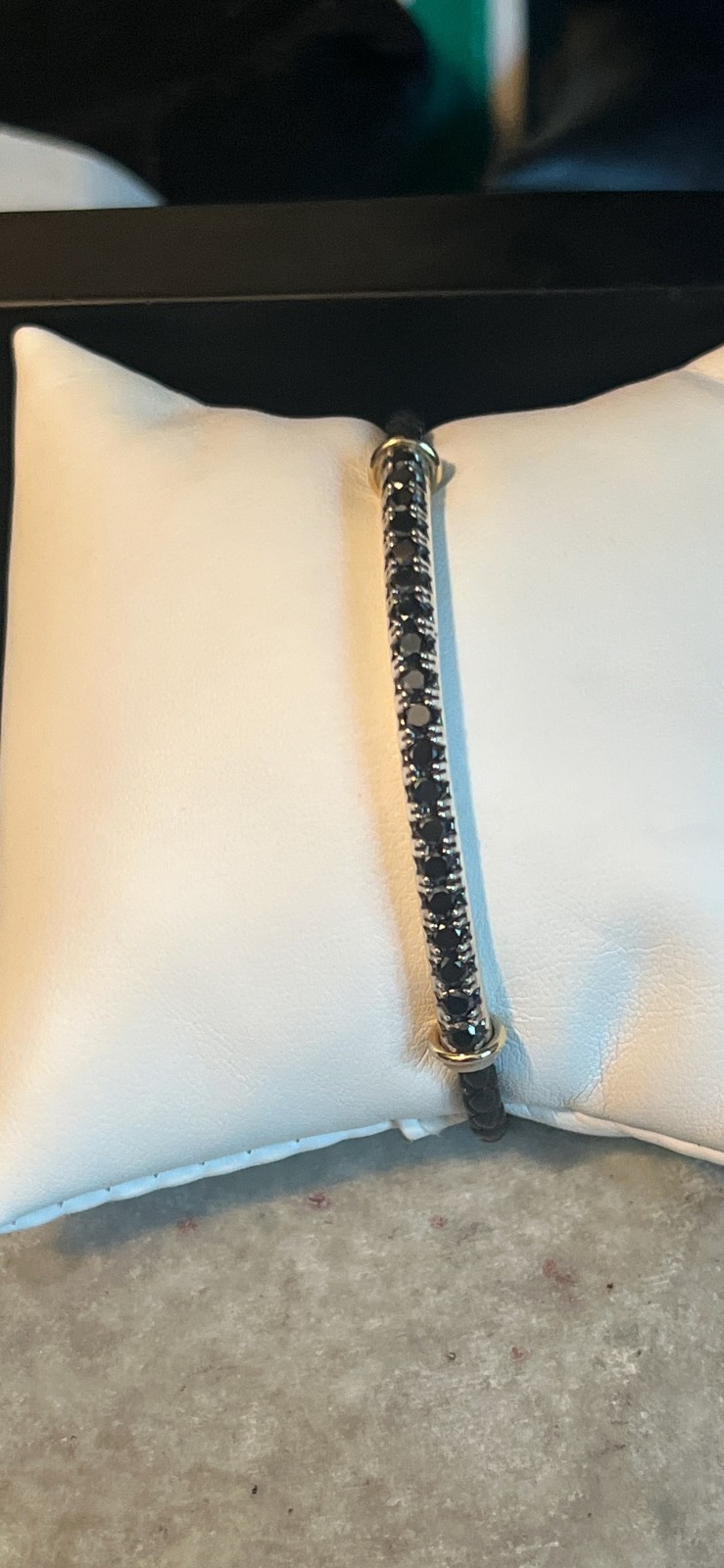 David Yurman Black Diamond 925 leather bracelt with Chevron Motif 7″