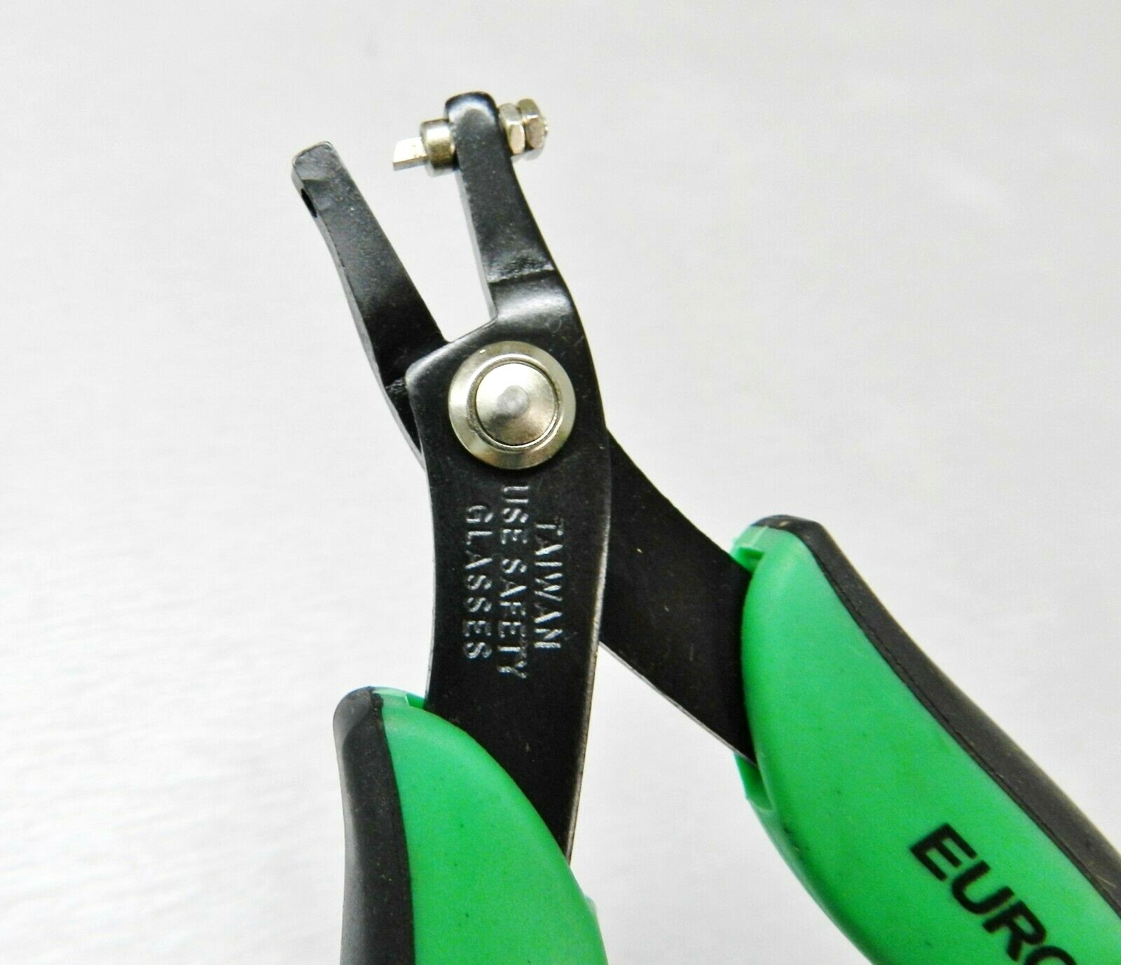 Eurotool EuroPunch 1.50mm Square Hole Punch Pliers Soft Sheet Metal Hand Punch