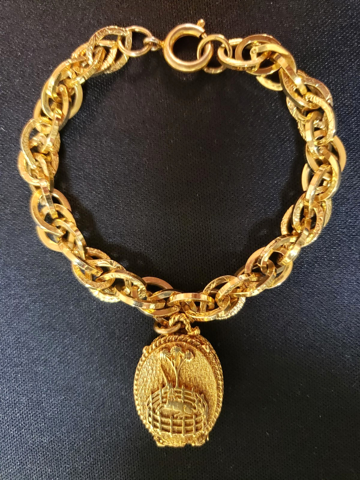Rare Corday VTG 60s Unicorn In Captivity Solid Perfume Locket Bracelet Gold Tone