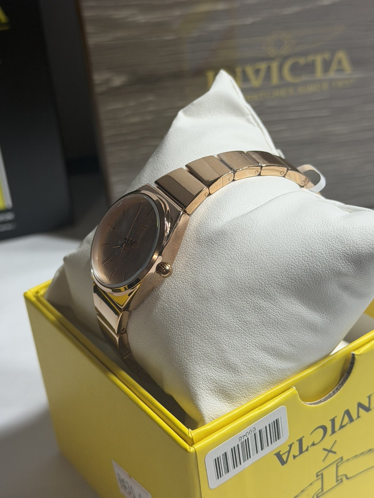 69048 – INVICTA Celestial Lady 28mm Metal Rose Gold Rose Gold dial PC21S Quartz