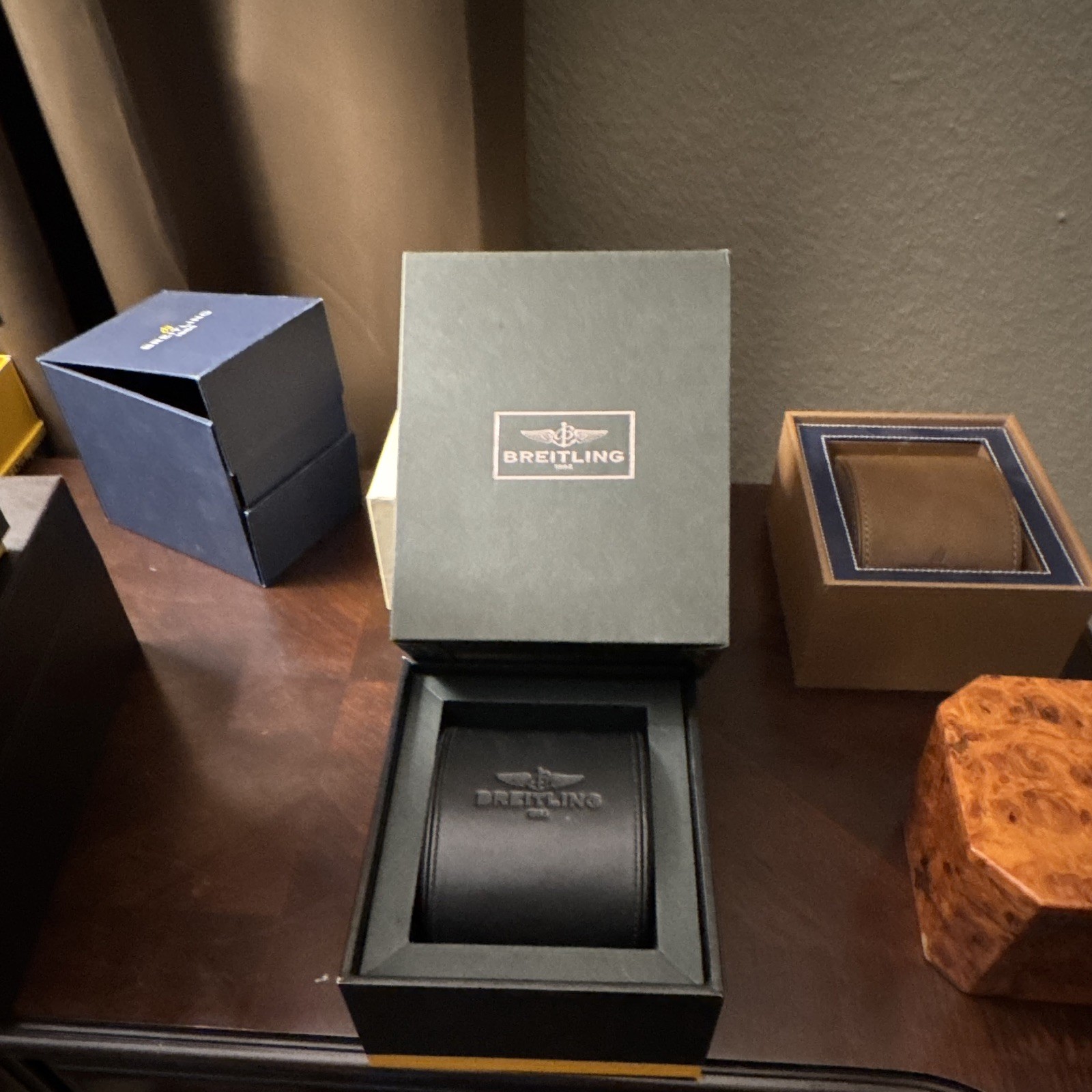 Breitling Single Watch Presentation Box Case Black, travel case with pouch/box