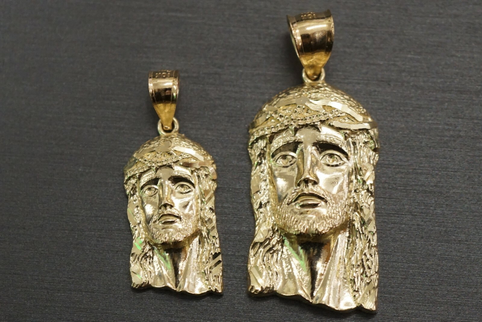 Real 10K Solid Yellow Gold Diamond Cut Jesus Face Charm Pendant. 2 Sizes