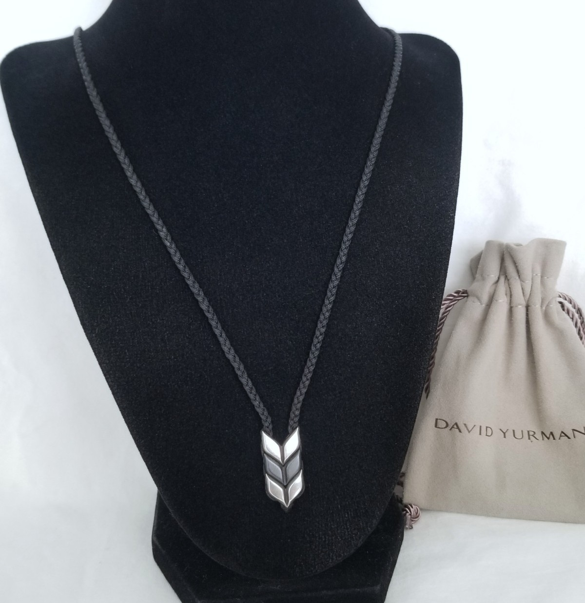 DAVID YURMAN – 100% Auth Chevron Titanium & Silver Pendant Necklace – Pristine!