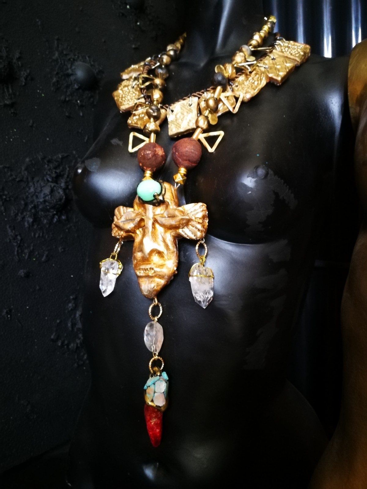 Statement Fine Jewelry Ethnic Glamour Gemstone Jewel Sculpture Tribal Mask Stone