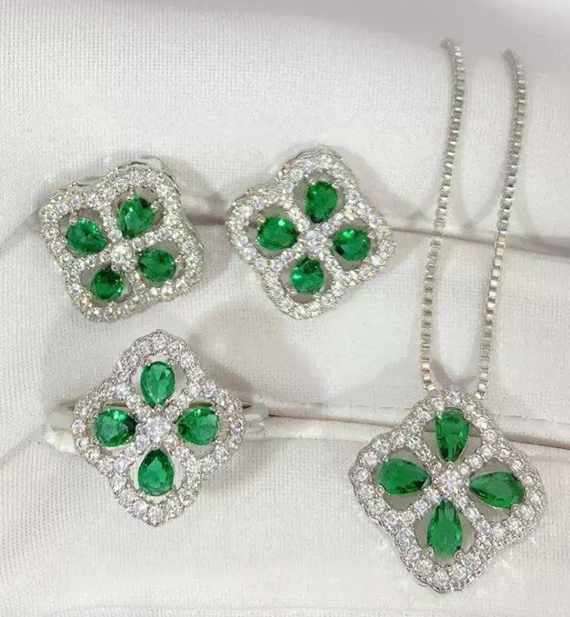 5pc Gold Plated StainlessSteel Four Leaf Clover Flower Necklace Set Tarnish Free