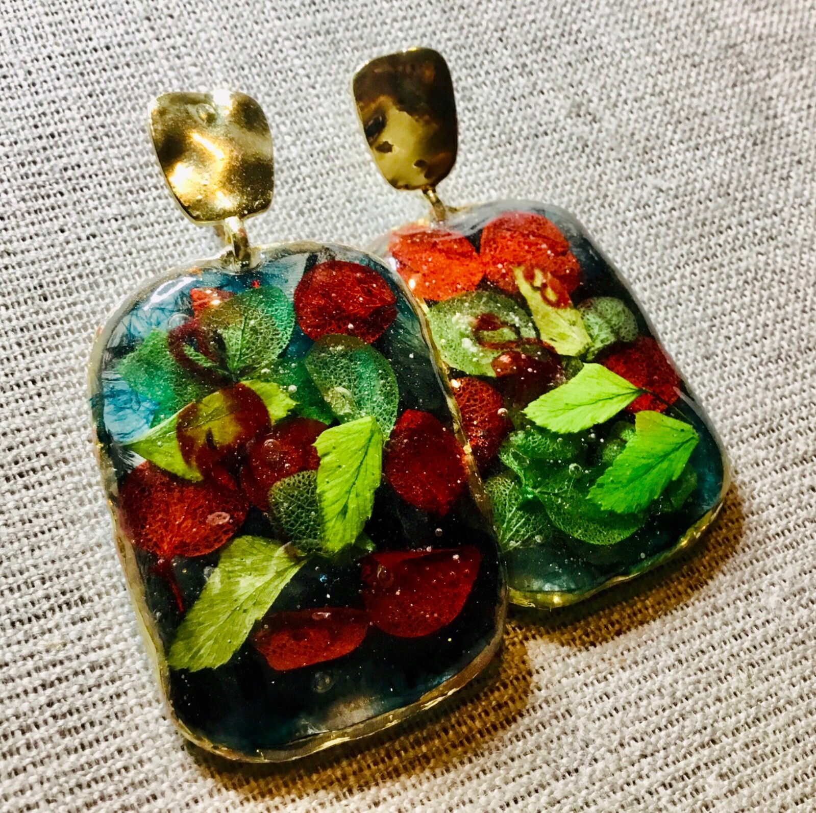 Flamingo Drop Earrings with Real Flowers, Colorful Confetti Earrings set of 2