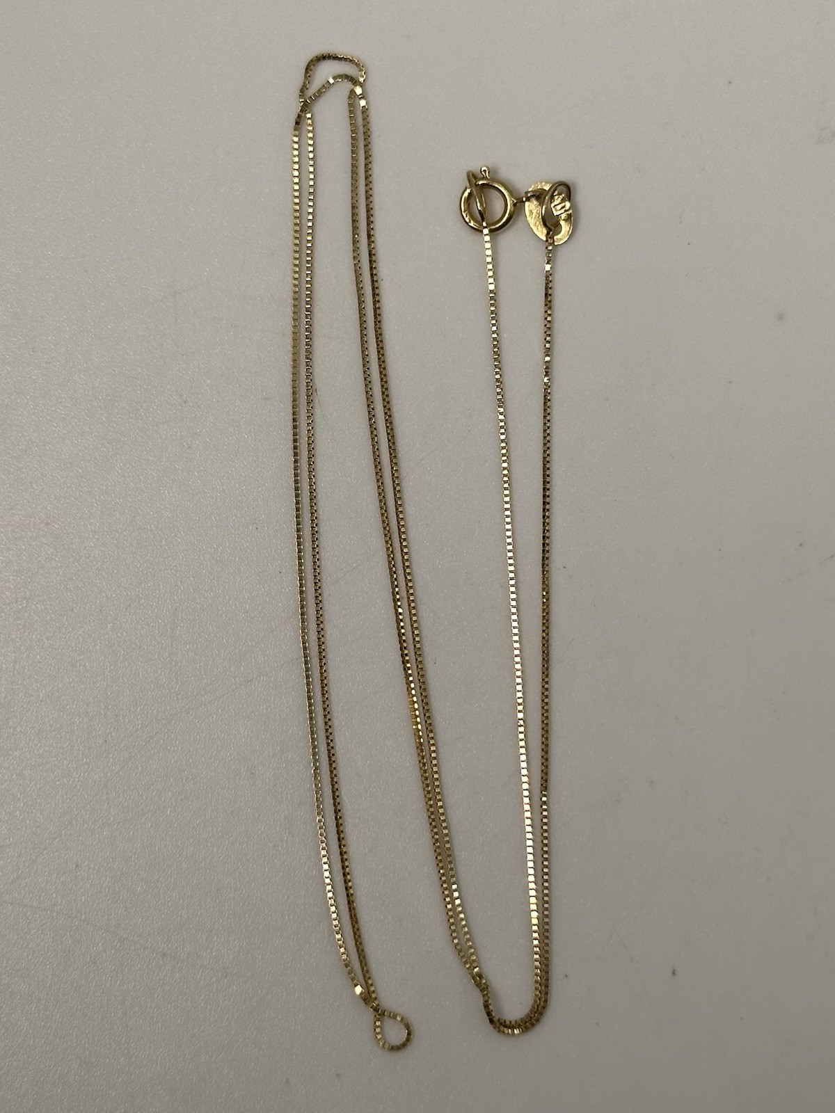 14K Yellow Gold Box Link Chain Necklace 18” 0.5 mm 0.8 g