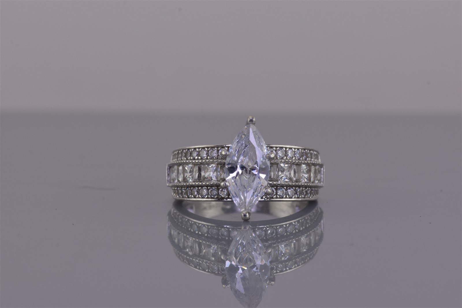 Sterling Silver 14mm Marquise Cubic Zirconia Channel Set Band Ring 925 Sz: 7