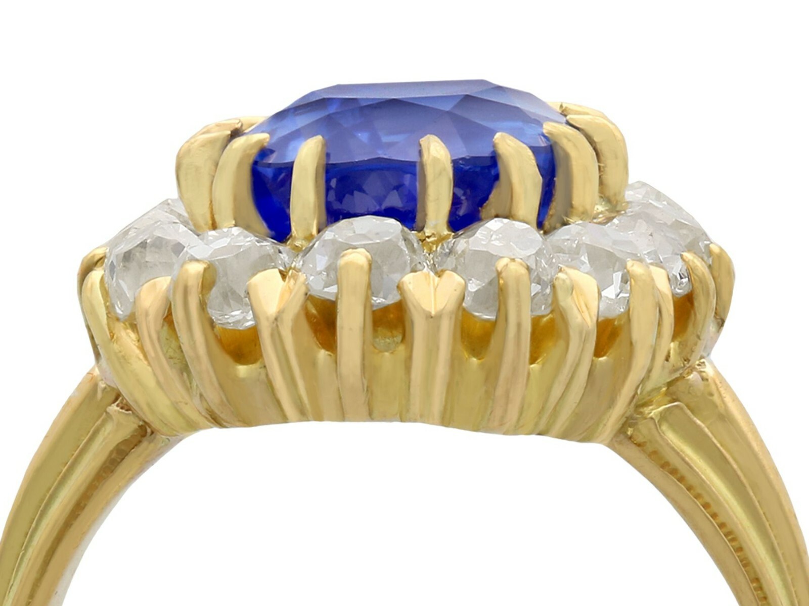 4.81Ct Ceylon Sapphire and 1.26Ct Diamond, 18k Yellow Gold Cluster Ring