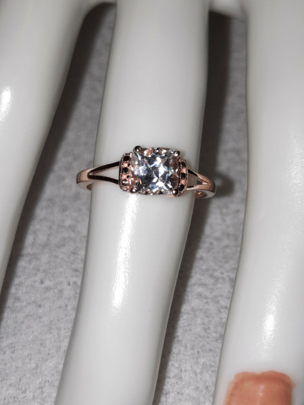1.00ctw White Zircon Ring in 14K RG Plated Sterling Silver Size 6