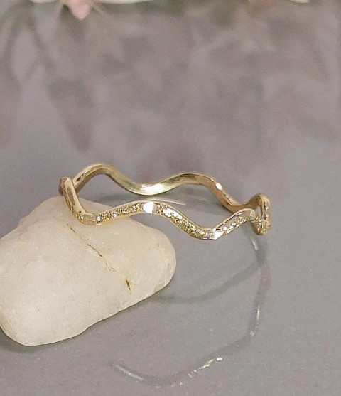 10k/14k Solid Gold Stardust Ripple Ring, Gold Wavy Ring, Midi Ring, Dainty Ring